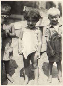 lapsia1.jpg (19528 bytes)